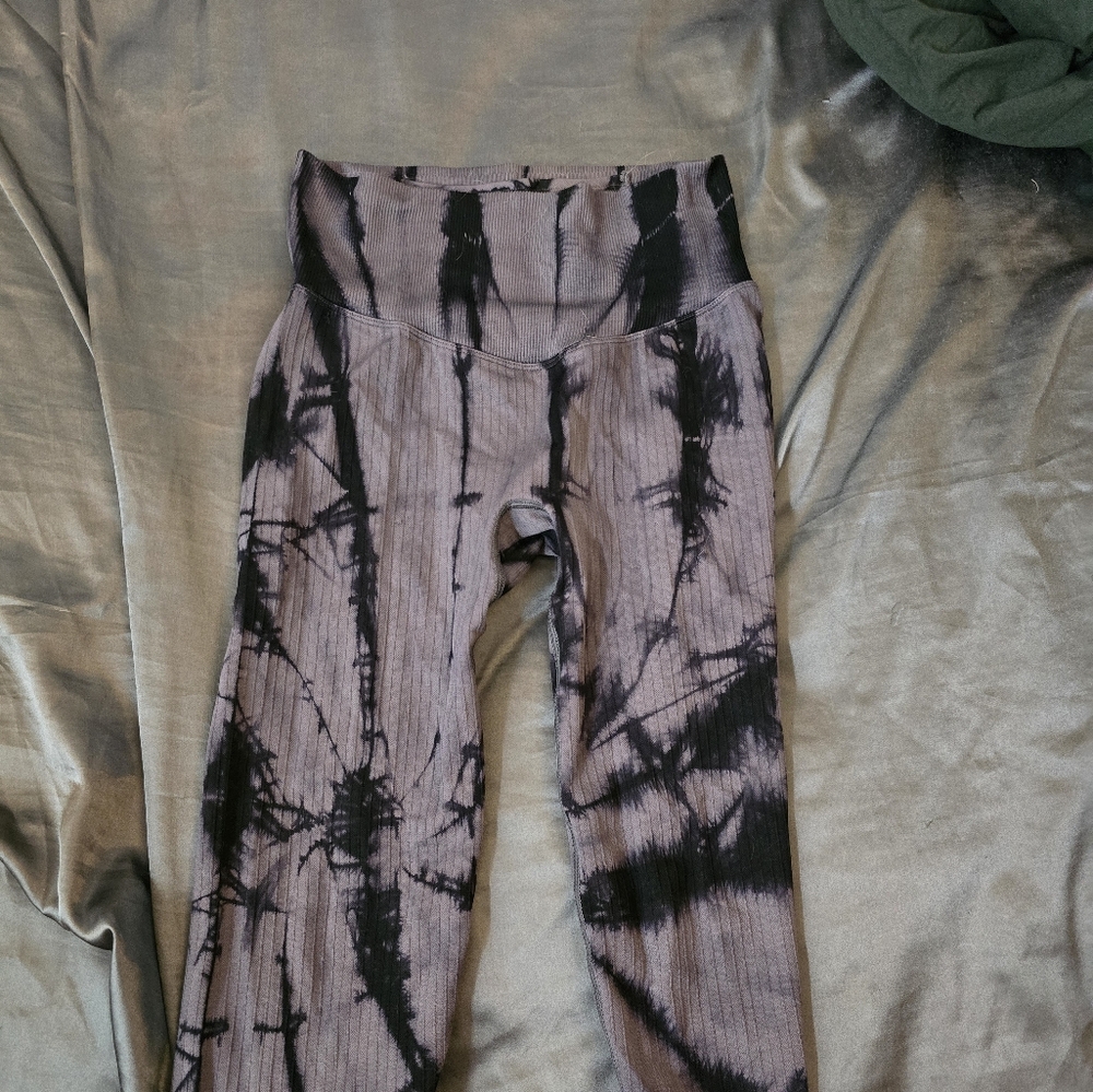 tie dye leggings